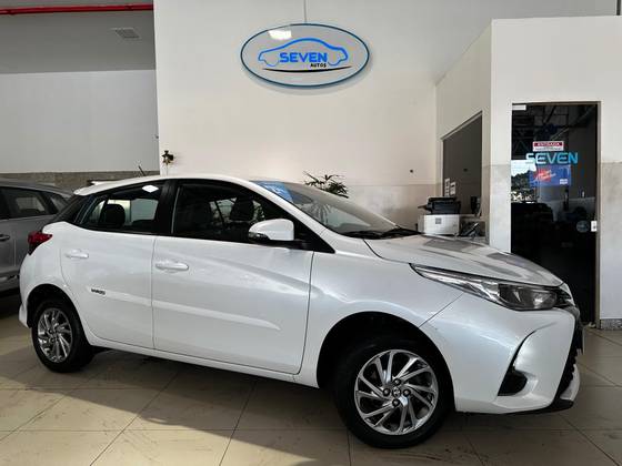 TOYOTA YARIS 1.5 16V FLEX XS MULTIDRIVE TOYOTA YARIS 1.5 16V FLEX XS MULTIDRIVE